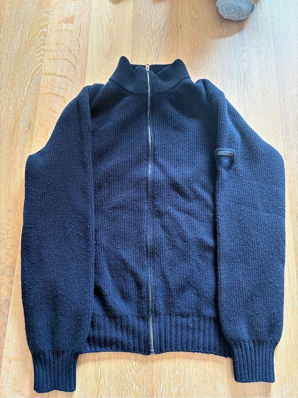 Prada Men's Cardigan Navy Blue zip up